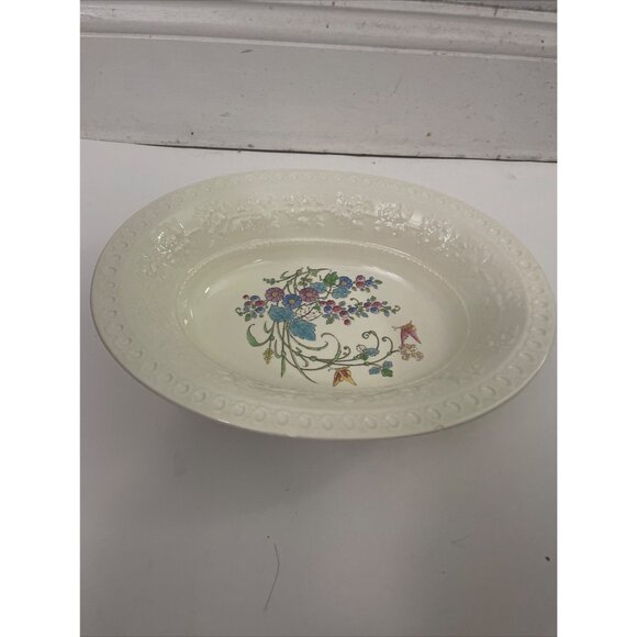 Wedgwood Wellesley Pattern Oval Serving Bowl White With Floral Design 13" - Picture 4 of 8